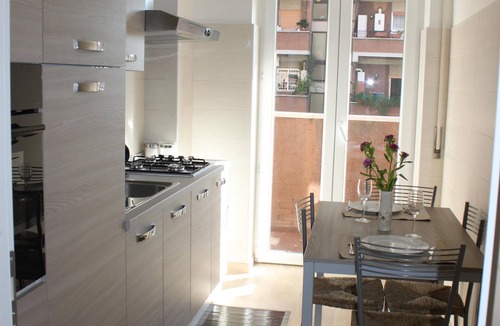 Gianicolo Apartment | Beautiful & Comfortable Apartment, near the historic city center
