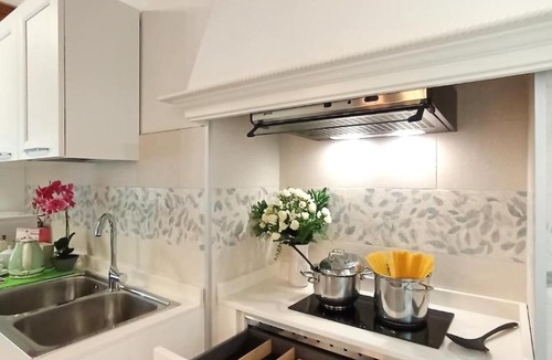 Burano House | Bright & Cozy Burano Lodging