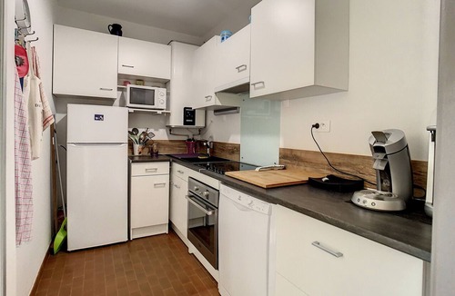 Carnon-Plage Apartment | Bright studio with terrace, air conditioning, near port & beach, private parking