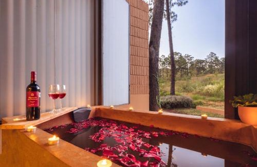 Mazamitla Villa | Cabaña de lujo con Tina y Fogatero Vistas al Bosque de Mazamitla
