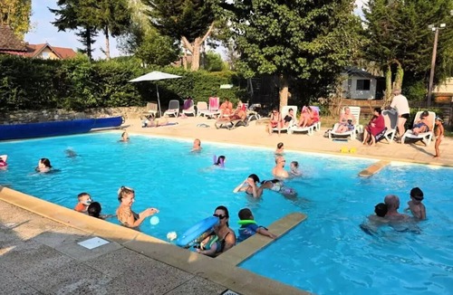 Messery Ski Chalet | Camping maeva Escapades Relais du Léman * - Cozy Small 2 Room Chalet 4 People + TV