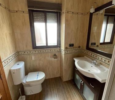 Iznatoraf House | Casa Enmedio