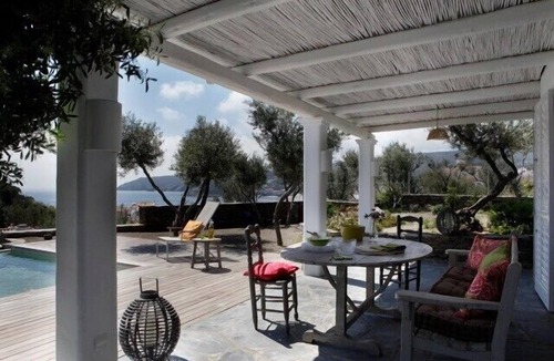 Portlligat House | Casa Margot Bay views, central, with pool, private garden,