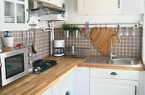 11th Arrondissement Apartment | Central Paris - Marais/Bastille- beautiful flat - newly renovated bright & quiet
