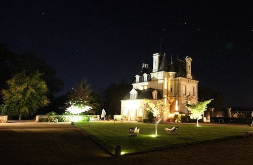 Mosles House | Château d'Argouges, Bayeux, Best D-Day Vacation Home with Heated Swimming Pool