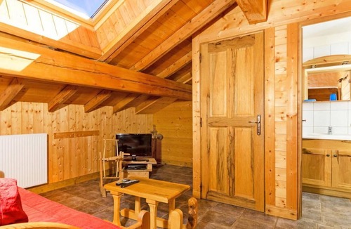 Le Bettaix Ski Chalet | Chalet, balcony, fireplace or stove, parking, tv, ski locker, 260m², Les Menuires