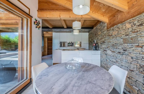 Briancon Ski Chalet | Chalet le Flocon