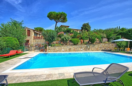 San Gimignano Apartment | Cosy apartment for 2 guests with WIFI, A/C, pool, TV and panoramic view