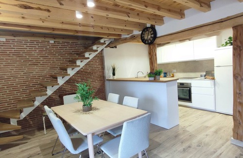 Pradena House | Cottage next to a river in a quiet village, ideal for families.