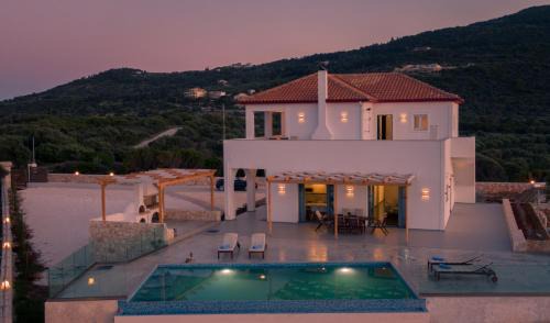 Elation Villa | DaLuz Villa