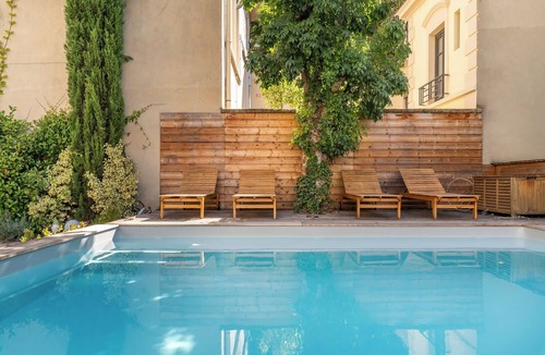 Croix Rousse Villa | Découverte - Sumptuous property with swimming pool in Croix-Rousse