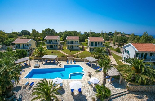 Spartia Villa | Deluxe Kefalonia Apartment | Liakas Village Apartments | Swimming Pool