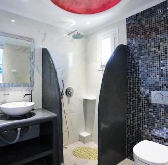 Kamari Bed & Breakfast | Dimitris Villa