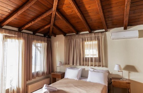 Karitsa House | Dohos Hotel