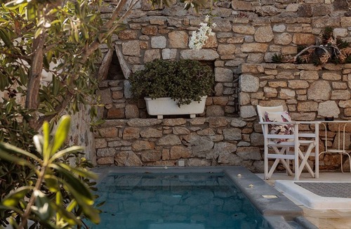 Ornos House | Elegant property at Mykonos close to the beach with private pool