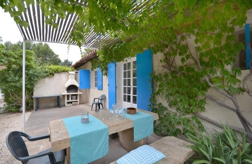 Fontvieille House | Gite IRIS at Mas de Joseph in the Parc Naturel des Alpilles