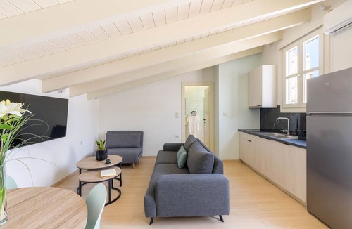 Chios Town House | Giustiniani Apartments