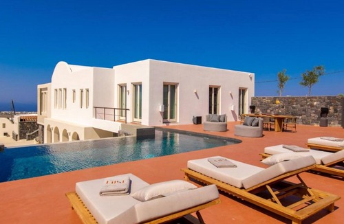 Santorini Villa | Glorious Santorini Villa | Villa Imrahil | 2 Bedrooms | Breathtaking Sea View