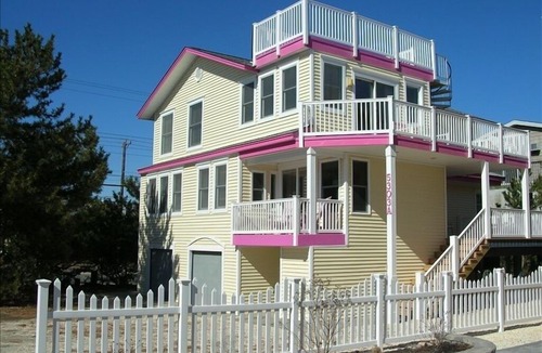 Harvey Cedars House | Harvey Cedars Oceanside on Private Drive with Ocean Views. 50 yards to the beach