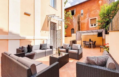 Gianicolense Apartment | Historic 4-Suite Villa with Lush Gardens and Luxurious Hall in Rome