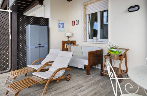 Frader Apartment | Holiday Apartment “Residence La Mignon Romantic” next to Lake Garda