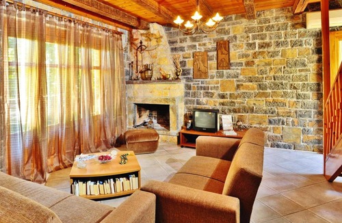 Prina House | Holiday home in Prina near Agios Nikolaos