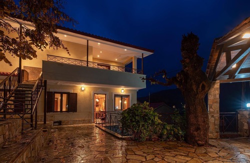 Kalambaka House | Holiday house Kalabaka for 1 - 12 persons with 6 bedrooms - Holiday house