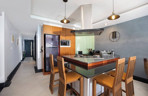 Kata Condo | Kata Beach Luxury Condo; 5 min walk to beach - 85 sqm - Customer Rating: 10/10