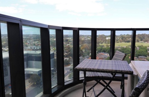 Box Hill Apartment | KozyGuru | Box Hill | Elegant City Hideaway