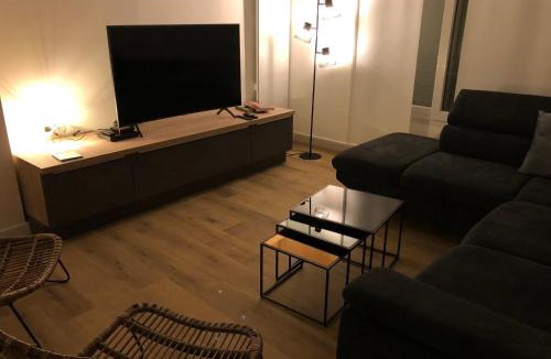 Gerardmer Apartment | L'Atelier- Appartement, Sauna, Jardin, Centre Ville, proche commerces et restaurants