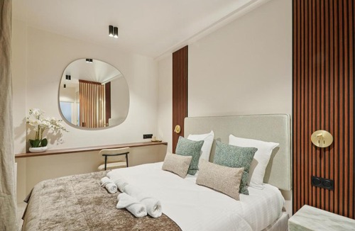 Grenelle Hotel | Lavie Maison - Suite Eiffel Balnéo