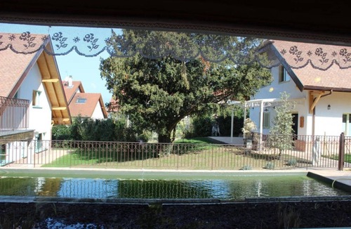 Brison-Saint-Innocent House | LE CLOS DES BURGONDES - GODOMAR Holiday Cottage