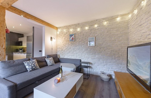 Saint-Jorioz Apartment | Le Tournette - Appt 1 chambre, balcon vue montagne