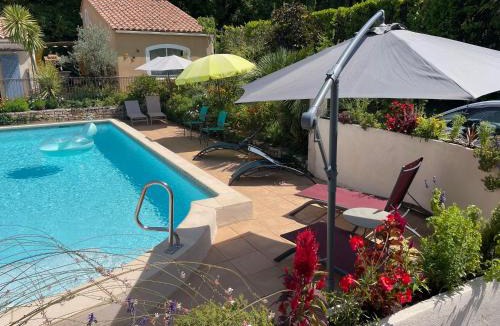 Eyragues House | Les Hauts d'Eyragues gite Rêverie Meublé classé 4 étoiles