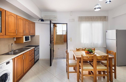 Panormos Apartment | Lili Seafront Studio with, everything in walking distance!