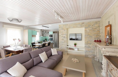 Paleokastro House | Luxurious home in Samos with house a panoramic view