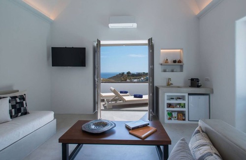 Imerovigli Villa | Luxury Santorini Villa | Villa Deluxe Suite | Private Pool | Sea View
