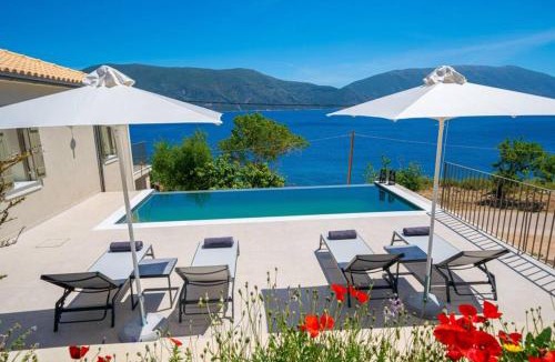 Matsoukata Villa | Luxury Seafront Villa Liberty with pool in Fiskardo