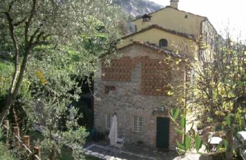 Massaciuccoli House | Massaciuccoli: house /villa - 5 rooms - 4/6 personsHouse with garden and pool