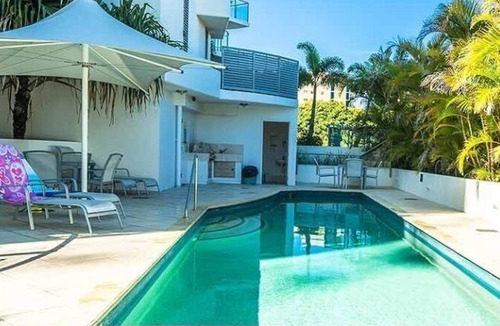 Mooloolaba Apartment | Mooloolaba Beach condo for 4