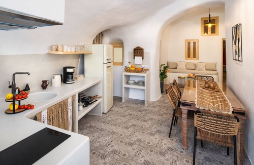 Messaria Villa | Mystagoge Retreat cave with an indoor pool and gym