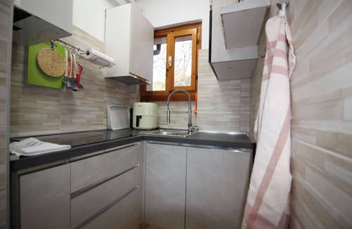San Zeno di Montagna Apartment | Nice apartment for 4 pers. in San Zeno di Montagna on Lake Garda overlooking the lake