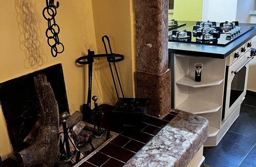 Toscolano Maderno House | Old town Villa Rustico vacation home 600 meters to the SEE CASA LINDNER 14Guest