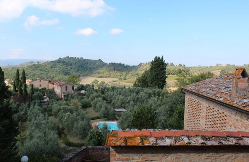 Certaldo Villa | Old villa nestled in the hills of Chianti