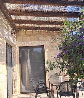 Skotino Villa | OLIVE LAND - ΓΗ ΤΗΣ ΕΛΙΑΣ/STONE VILLA.