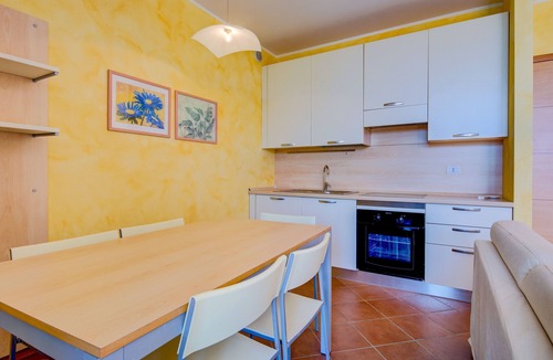 Monte Apartment | On Lakeside with 3 Pools and Tennis Courts - Apartment Azzurro