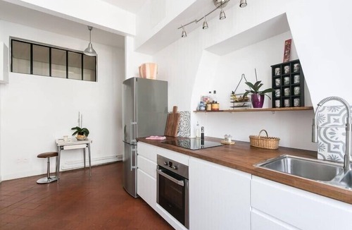 Notre Dame Apartment | Paris-sur-seine-chez-caroline