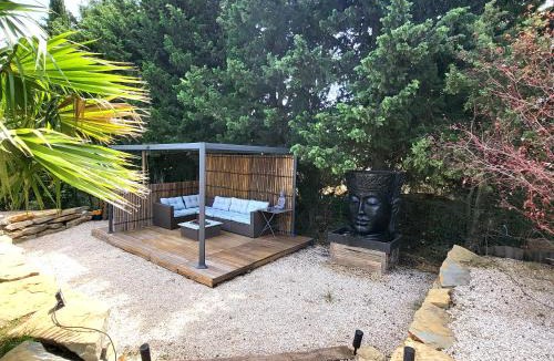 Velaux Apartment | Pasca'land
