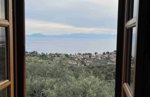 Kala Nera House | Private oasis in an olive grove with sea views - Pelion. Pet friendly!