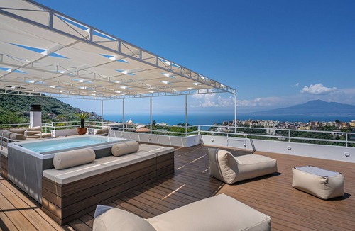 Vico Equense Villa | Private Villa with A/C, WIFI, private pool, hot tub, TV, terrace, panoramic view, close to Sorrento